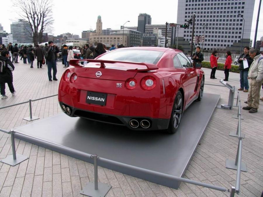  Nissan GT-R Super Gt 2008 года  (фото 18 из 31)